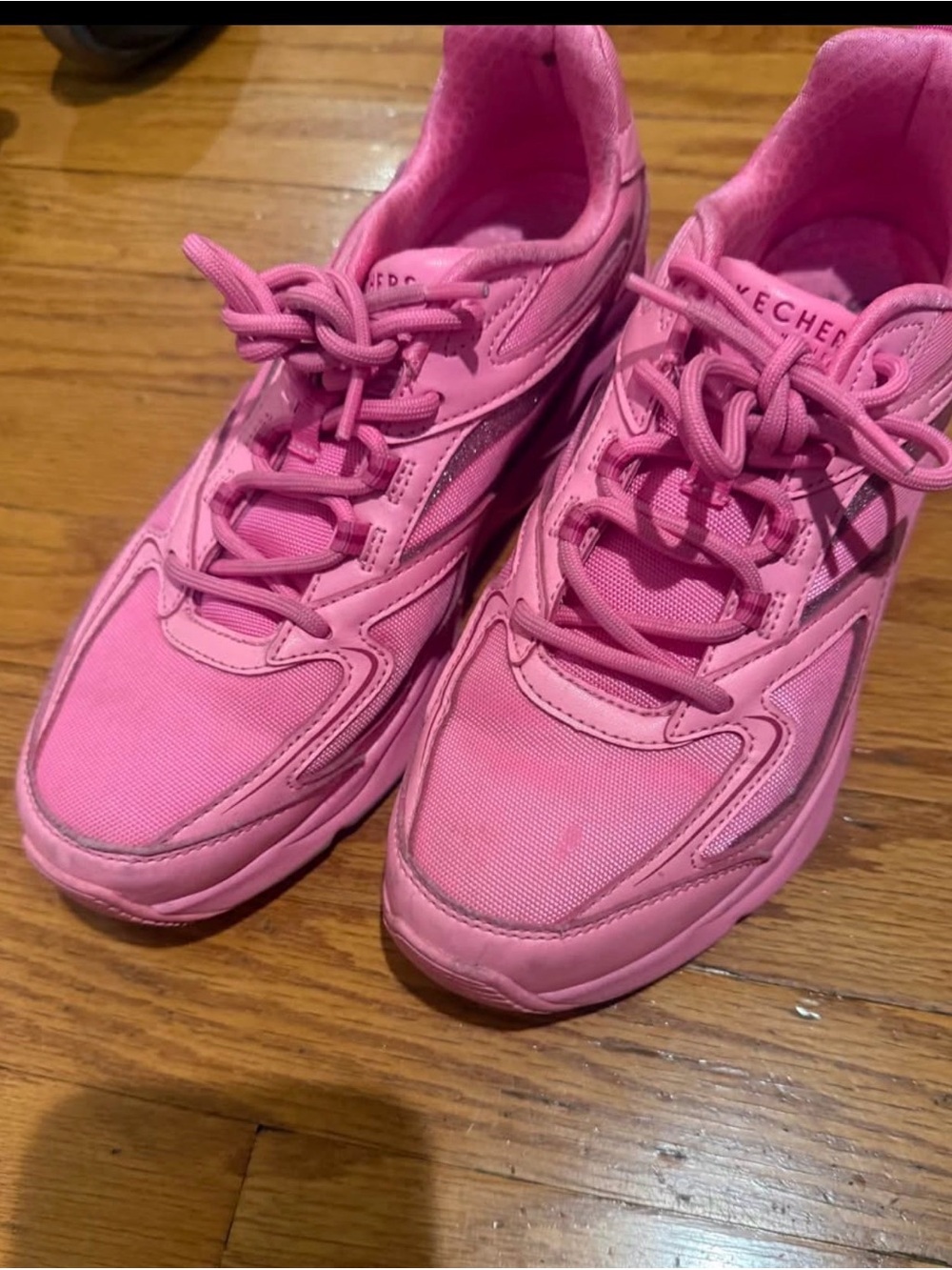 Skechers Girls' Hot Pink Lightweight Sneakers